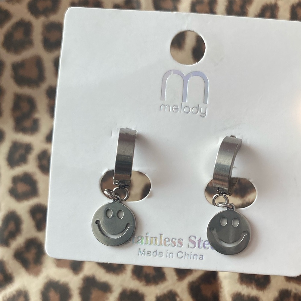 Smiley Face Earrings
